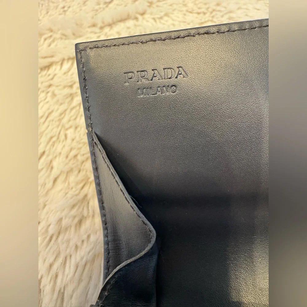 EUC PRADA Vintage Unisex Nylon Compact Wallet & Key Holder